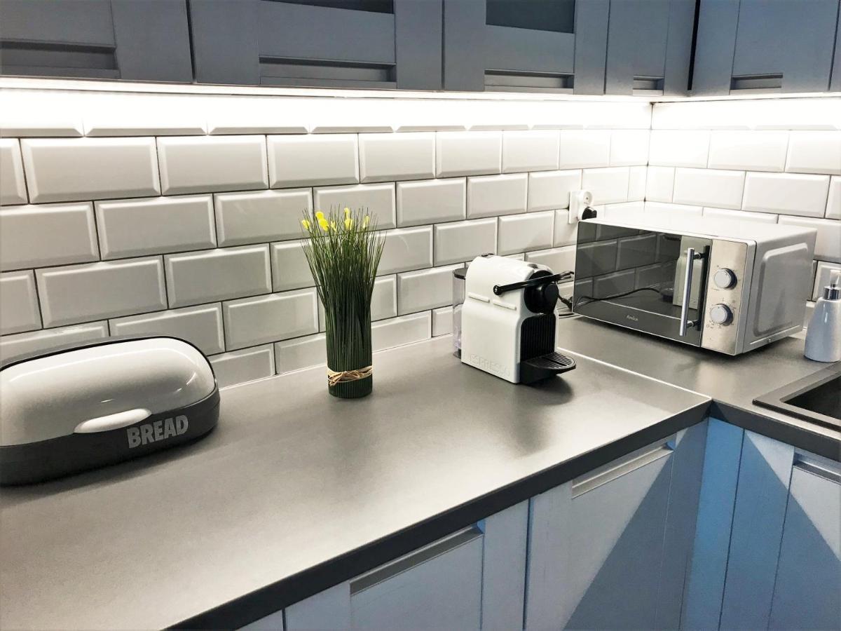 Komfortowy Z Garazem W Suwalkach - Comfortable With Garage Apartment